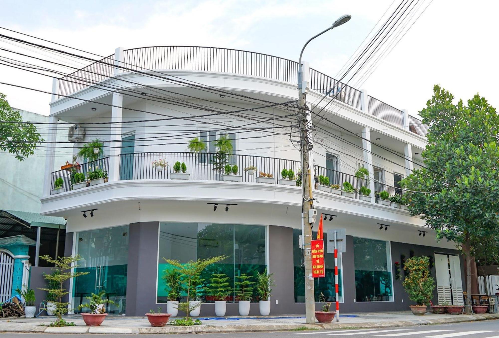 Local White House - Ecofriendly Homestay دا نانغ المظهر الخارجي الصورة